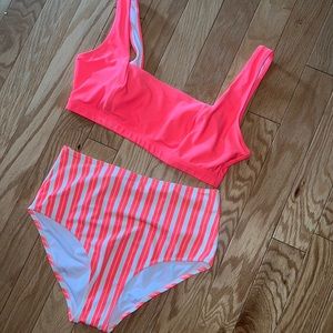 Two piece bikini set